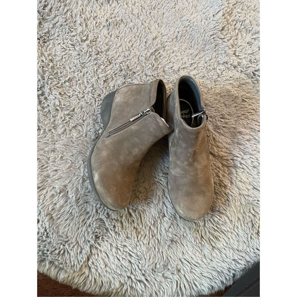 Dansko grey nubuck leather ankle booties size 36 or 5.5/6